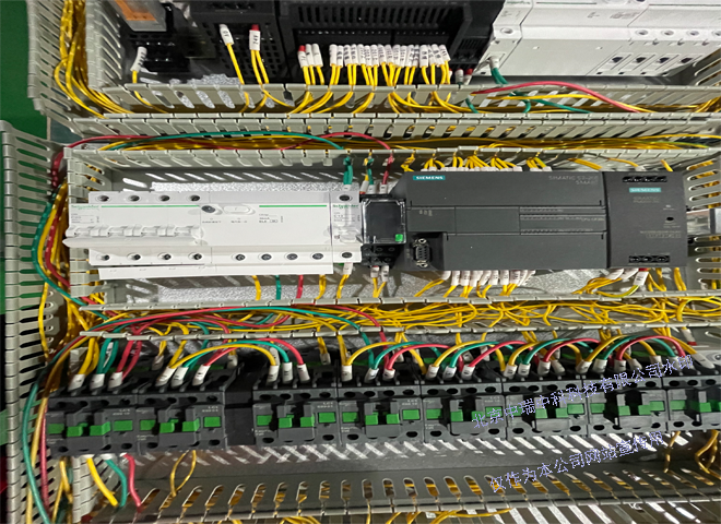 闸箱内部线路.png